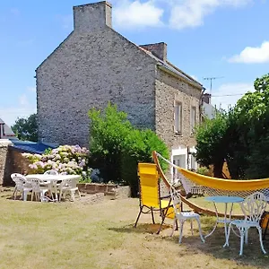  Hébergement de vacances Maison Port-mer France